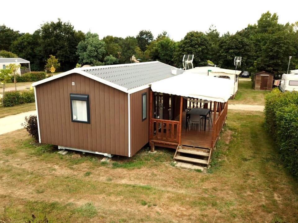 Camping Au Pré de l'Étang Sainte-Foy  Exterior foto